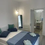 Mika Appartement *