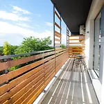Mika Apartman *