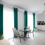 Mika アパート エフォリエ・ノルド