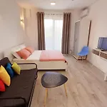 Mika エフォリエ・ノルド