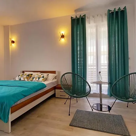 Apartament Mika *