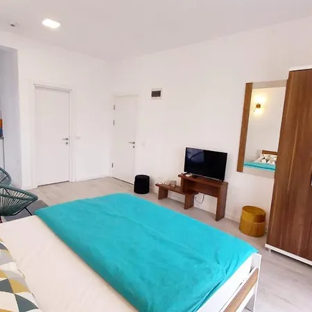 Apartment Mika