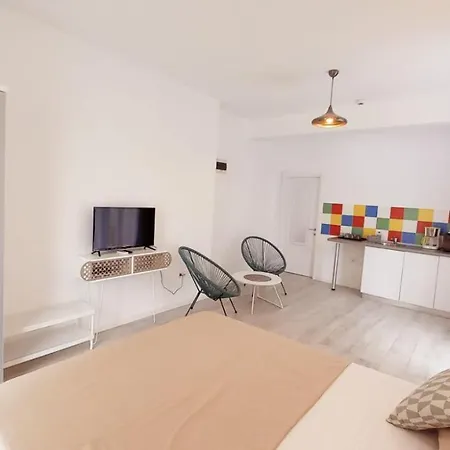 Apartment Mika